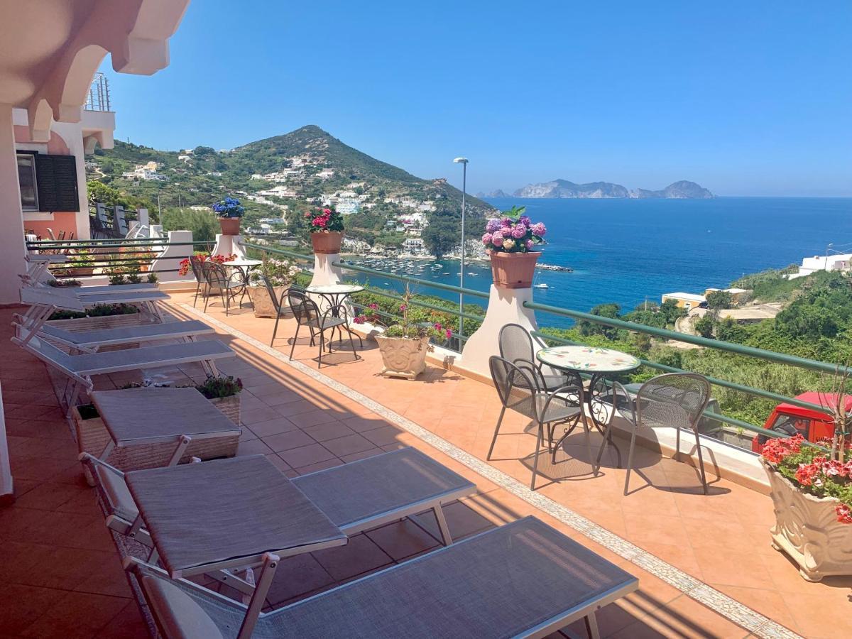 Hotel Ortensia Ponza Exterior photo