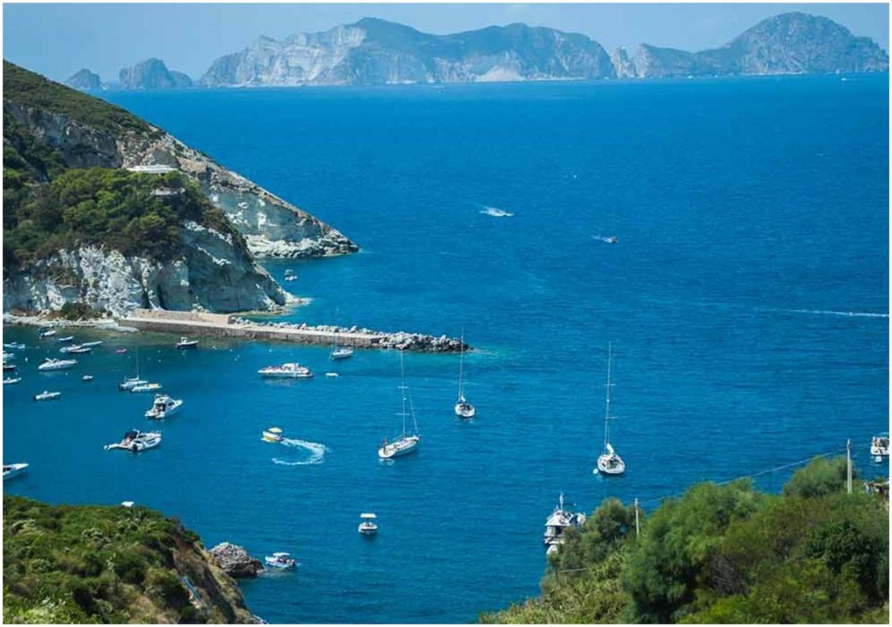 Hotel Ortensia Ponza Exterior photo