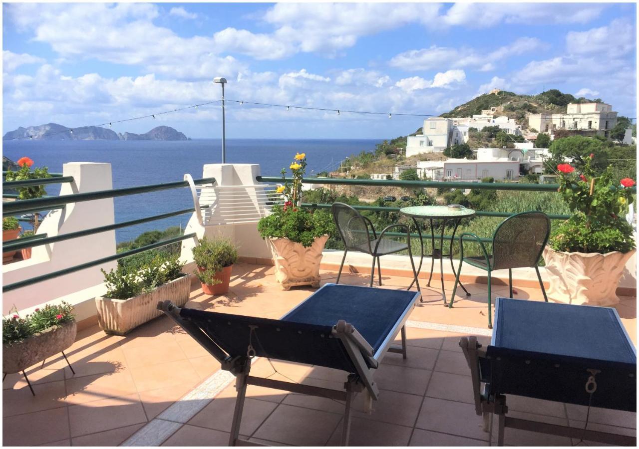 Hotel Ortensia Ponza Exterior photo